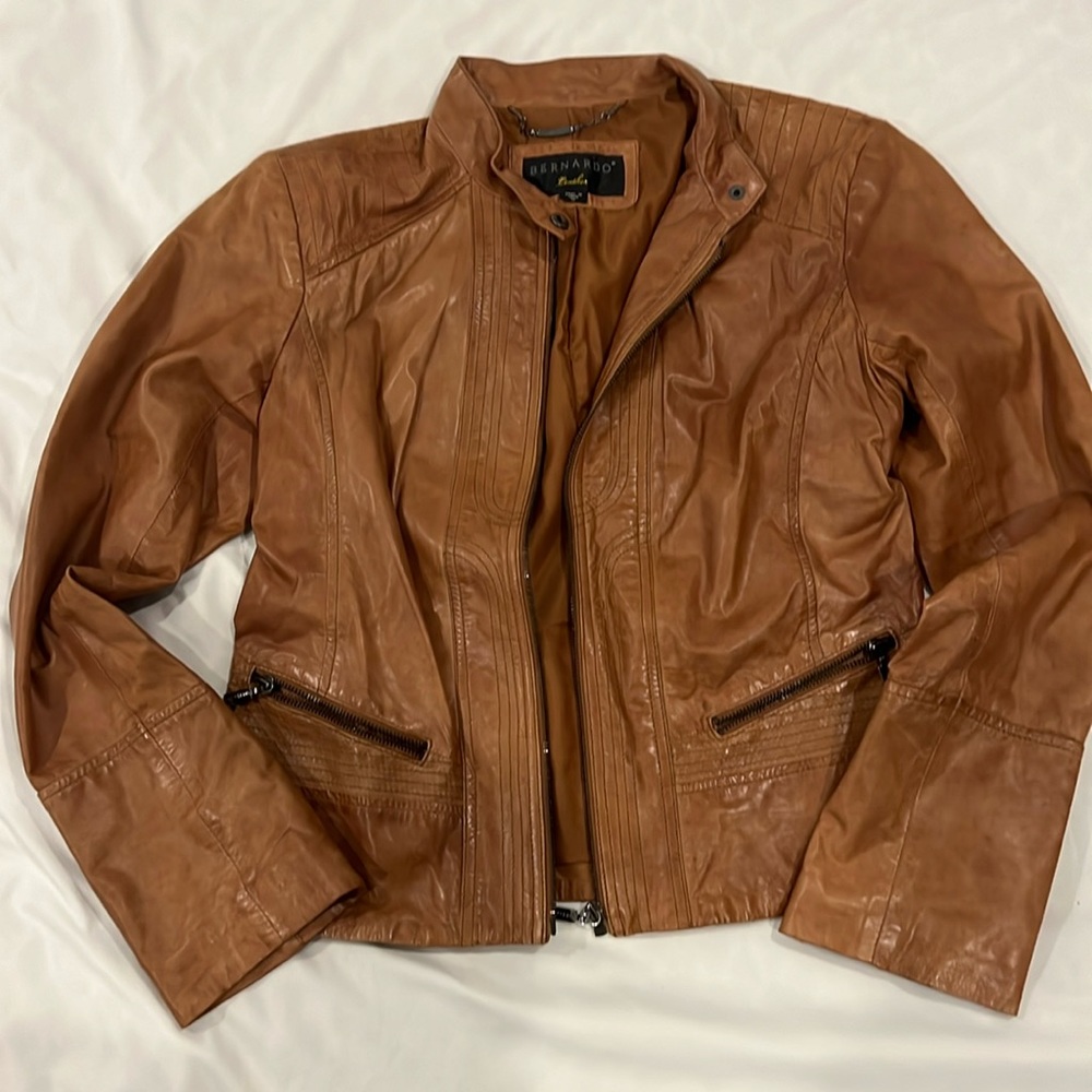 Bernardo real leather jacket…beautiful camel tan color. In mint condition!